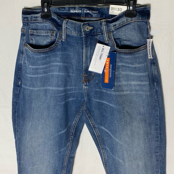 Old Navy Med Wash Slim Straight Jeans 31x30 NWT - Picture 10 of 15